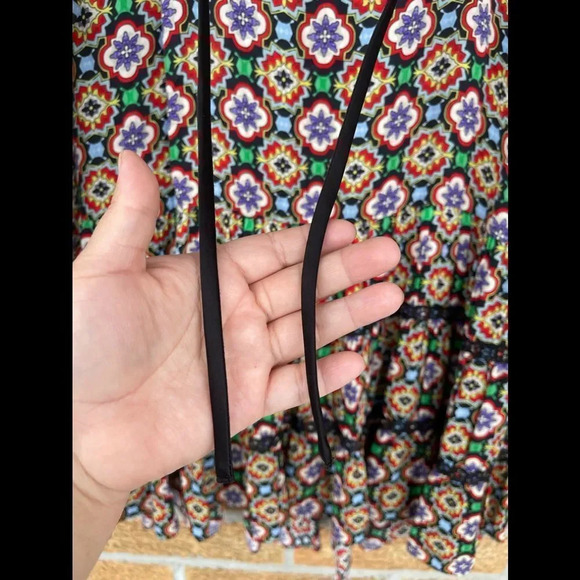 alice + olivia Arnette Tiered Tunic Dress medium - Picture 6 of 14